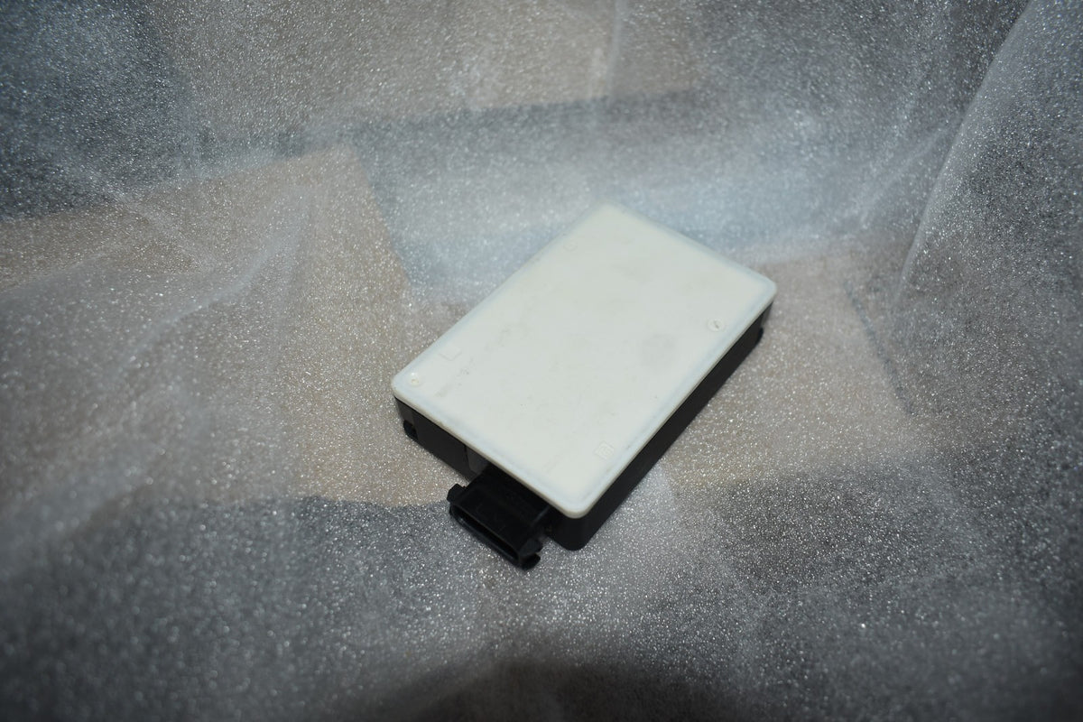 Mercedes Distronic Sensor Radarsensor 0009058802 Totwinkel AMG a0009058802