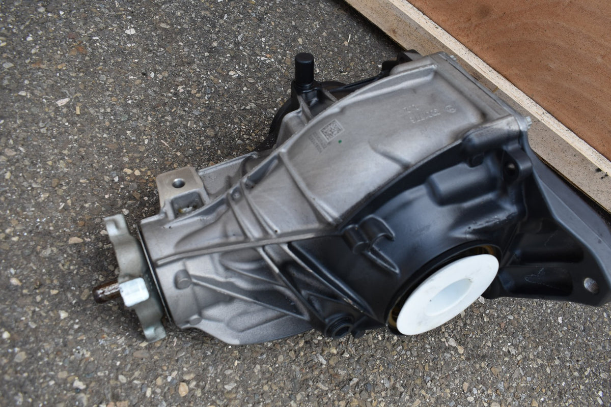 Original Mercedes w213 E Klasse Differential a2133500402