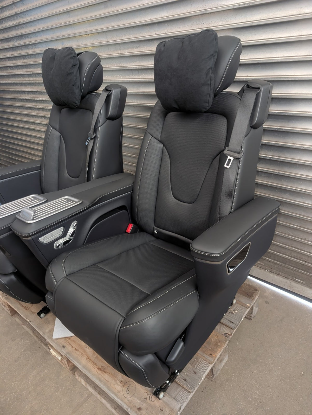 2x Original Mercedes w447 Luxus Sitze V Klasse Nappa neu Seats 2025 VIP