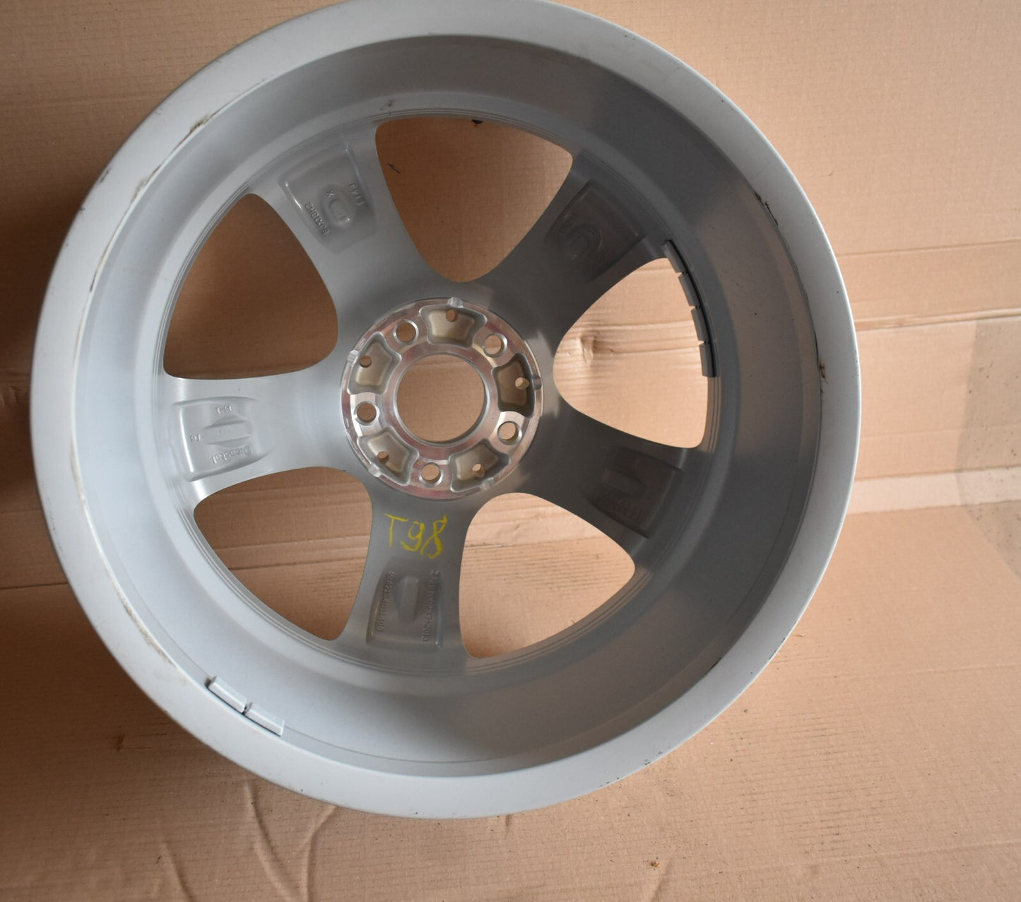 1x Original Mercedes Alufelge E Klasse w213 a2134011400 8 x 18 ET43