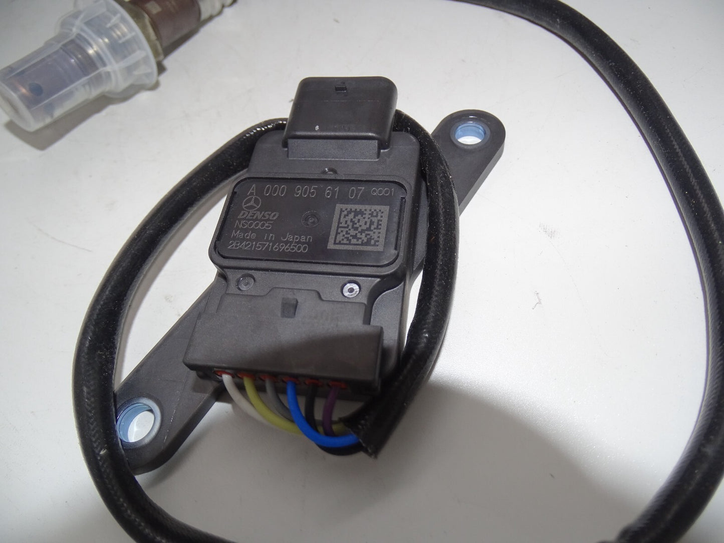 mercedes original und neu NOX sensor noxsensor a0009056107