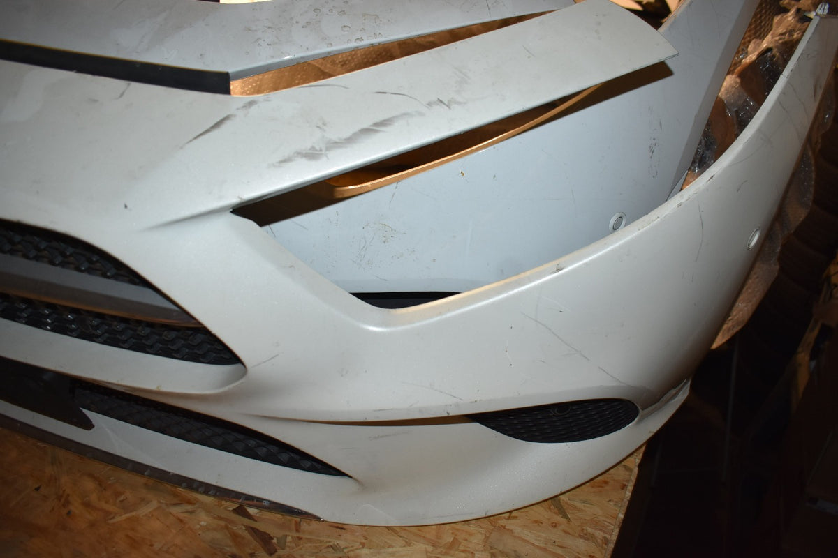 Original Mercedes w257 CLS Stoßstange vorne  Stoßfänger