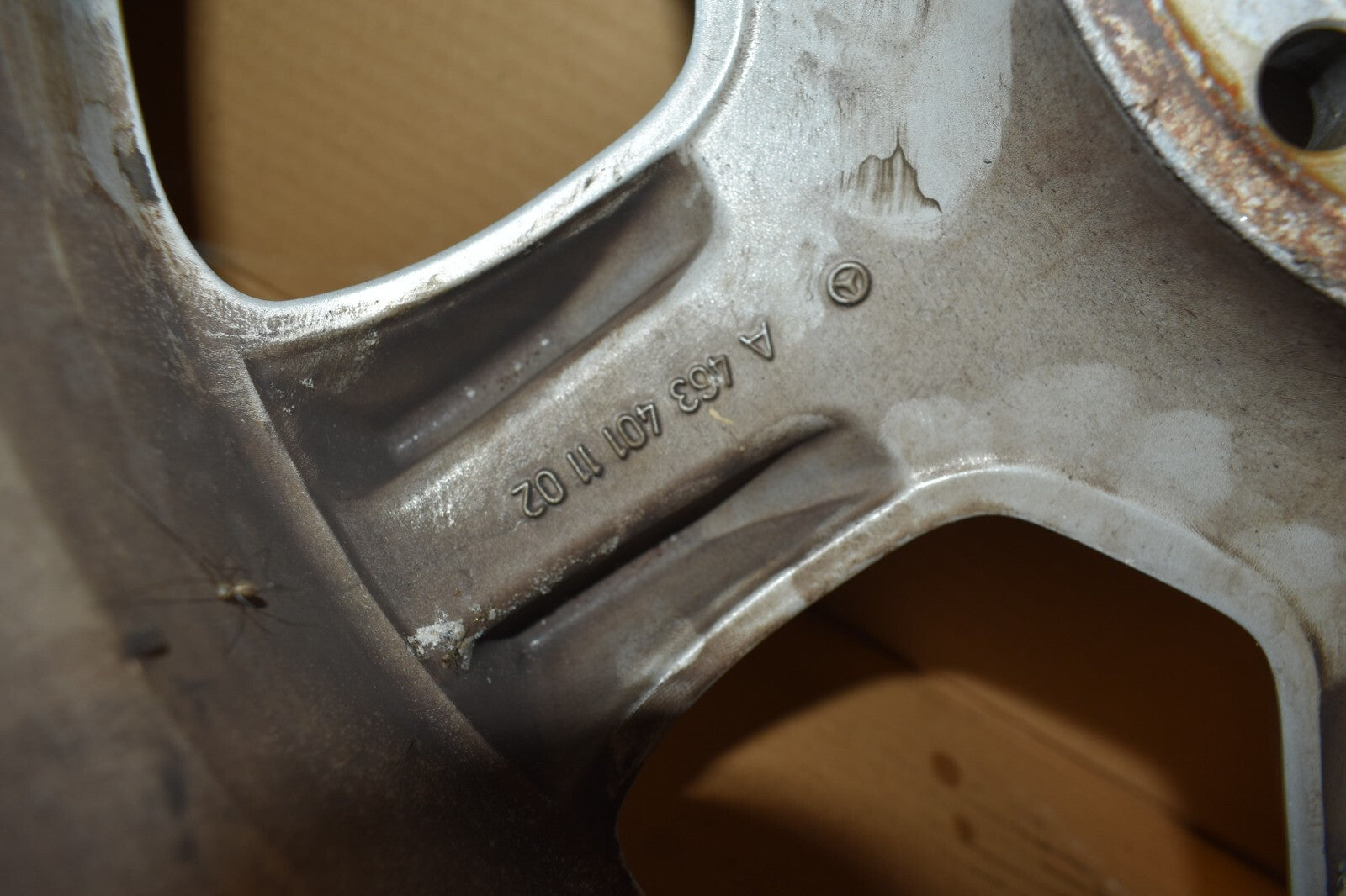 1x Original Mercedes w463 G Klasse Alufelge a4634011102 7,5Jx18 ET63 Felge