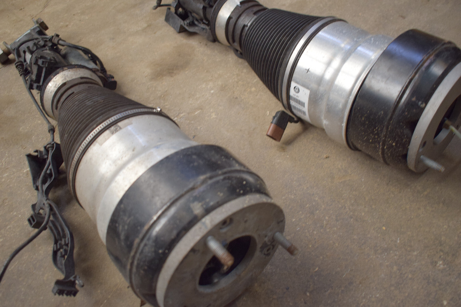 Mercedes w222 Pullmann B7 Panzerung Luftfederung paar Luftfeder rechts links