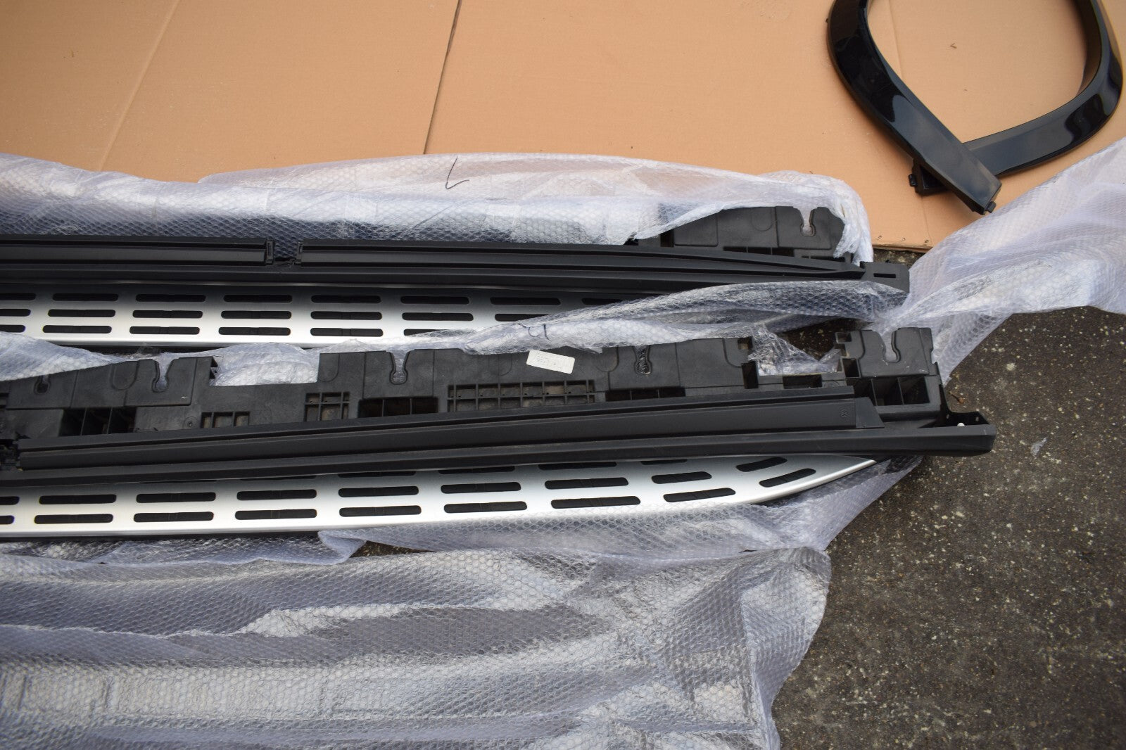 Original Mercedes GLS X167 Trittbretter Facelift rechts links Einstieg Mopf