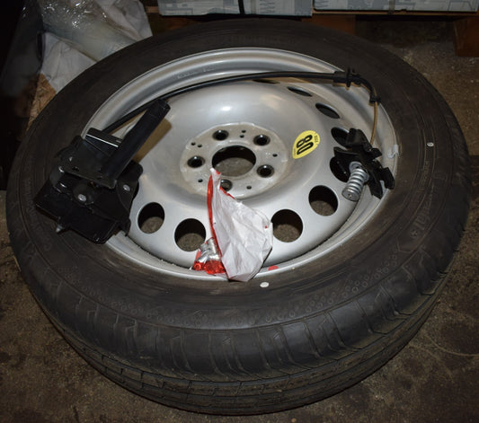 Original Mercedes w447 V Klasse Ersatzradhalterung Reserverad Rad 17 Zoll