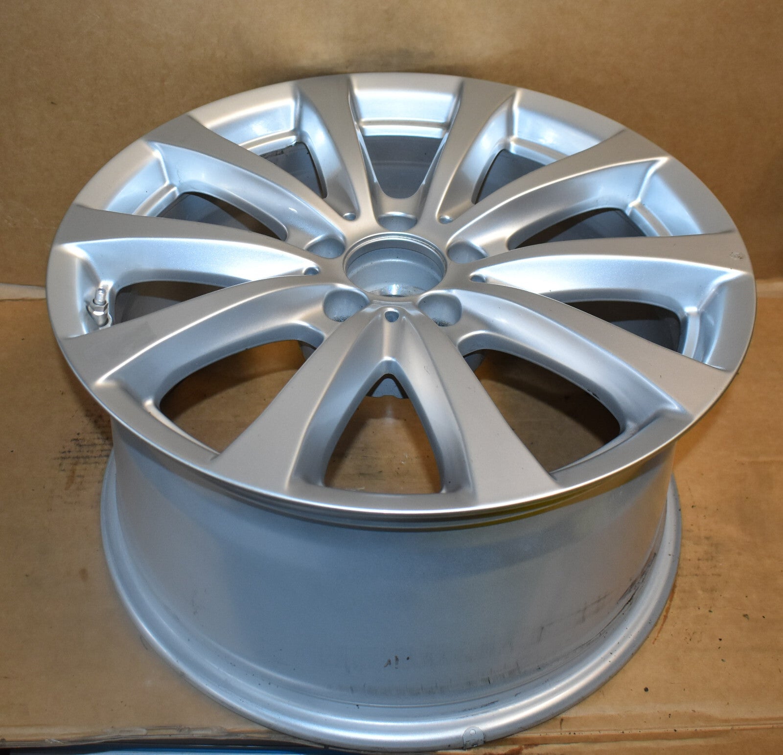 1x Original Mercedes Alufelge w221 S Klasse Alufelge A2214015502 9,5Jx18 ET43