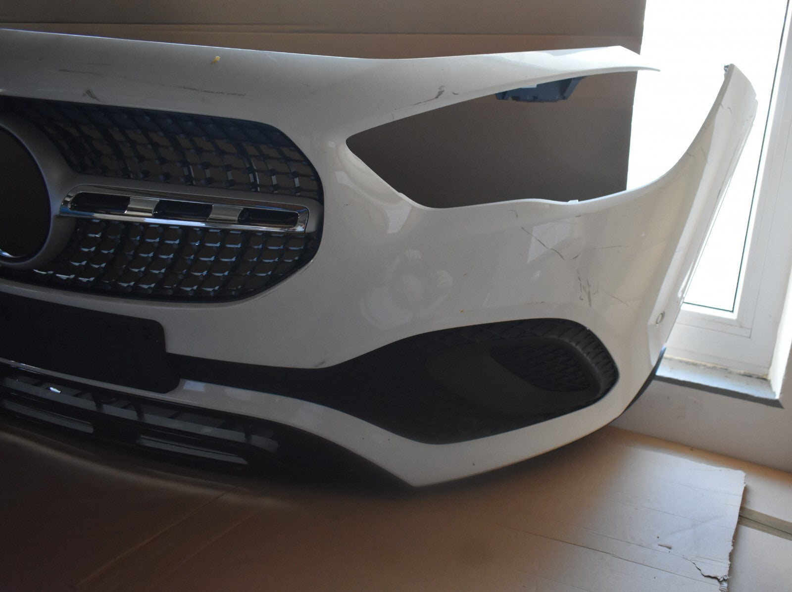 Original Mercedes H247 Stoßstange vorne GLA Bumper Stoßfänger