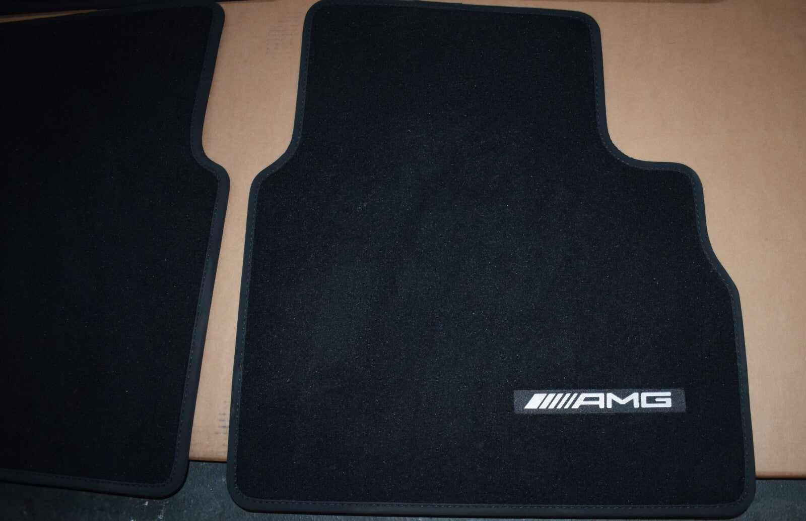 Original Mercedes w463 A G Klasse AMG Fußmatten Satz Velour schwarz