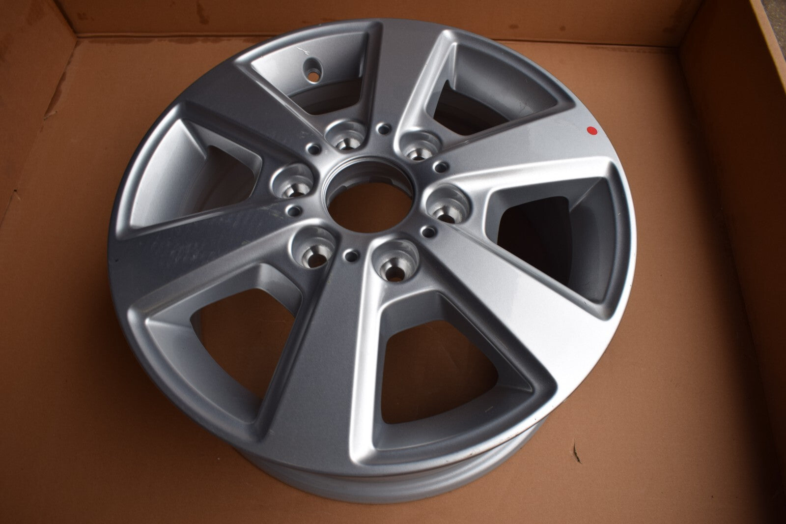 1x Original Mercedes Alufelge w906 Sprinter a9074012700 6,5Jx16 ET 54 Felge