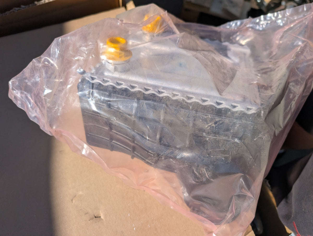 1x Original Mercedes A6510901800 Ladeluftkühler W212 W218 