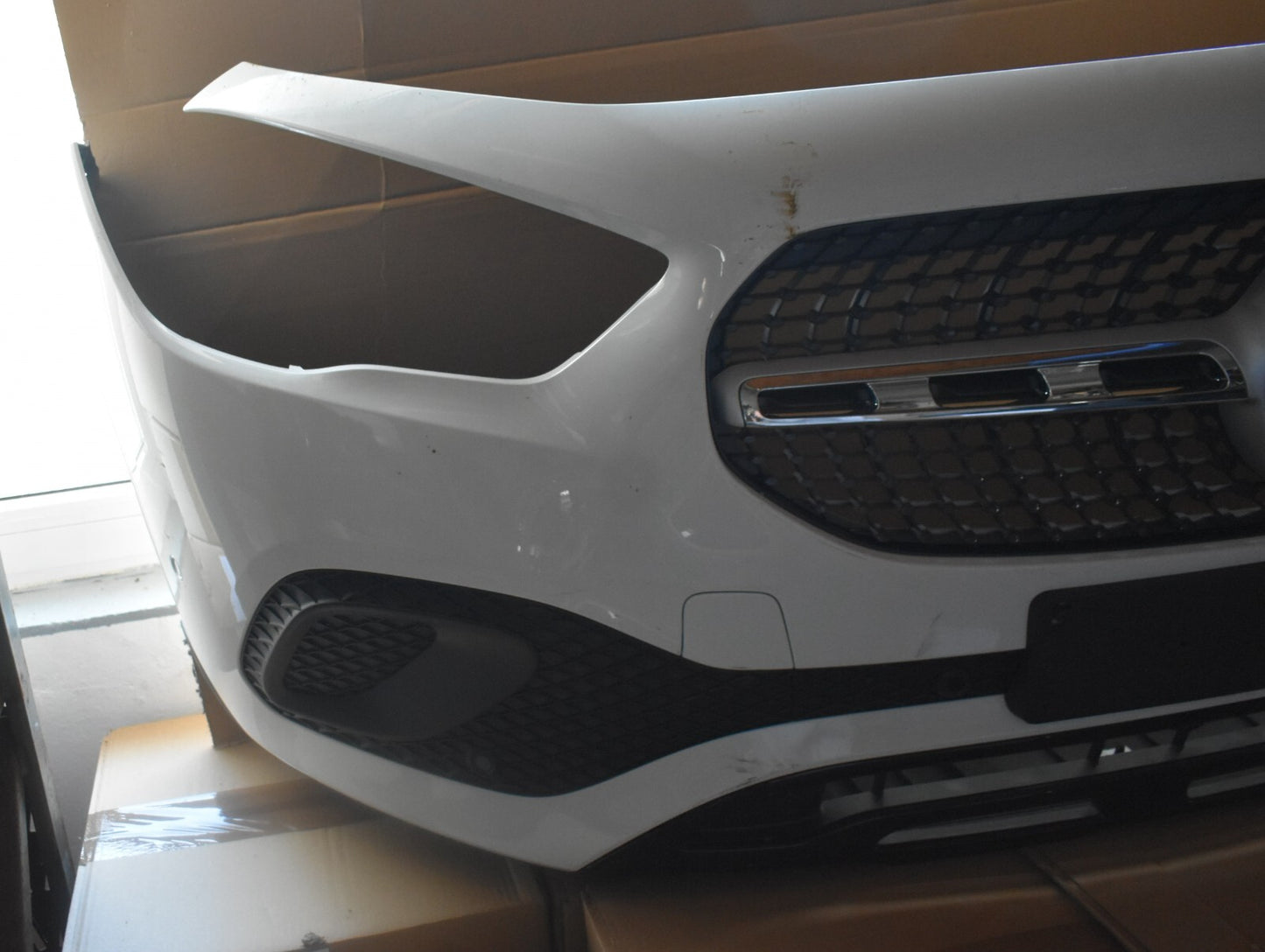 Original Mercedes H247 Stoßstange vorne GLA Bumper Stoßfänger