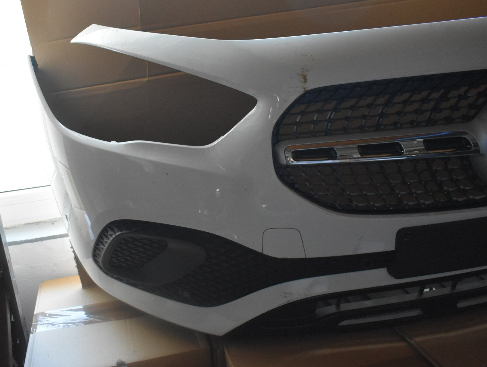 Original Mercedes H247 Stoßstange vorne GLA Bumper Stoßfänger