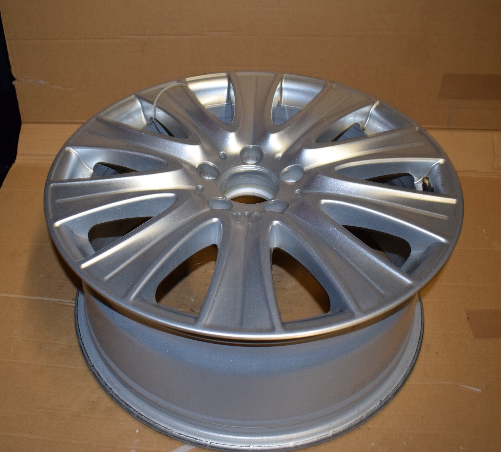 1x Original Mercedes w222 S Klasse Alufelge A2224010902 8Jx18 ET41