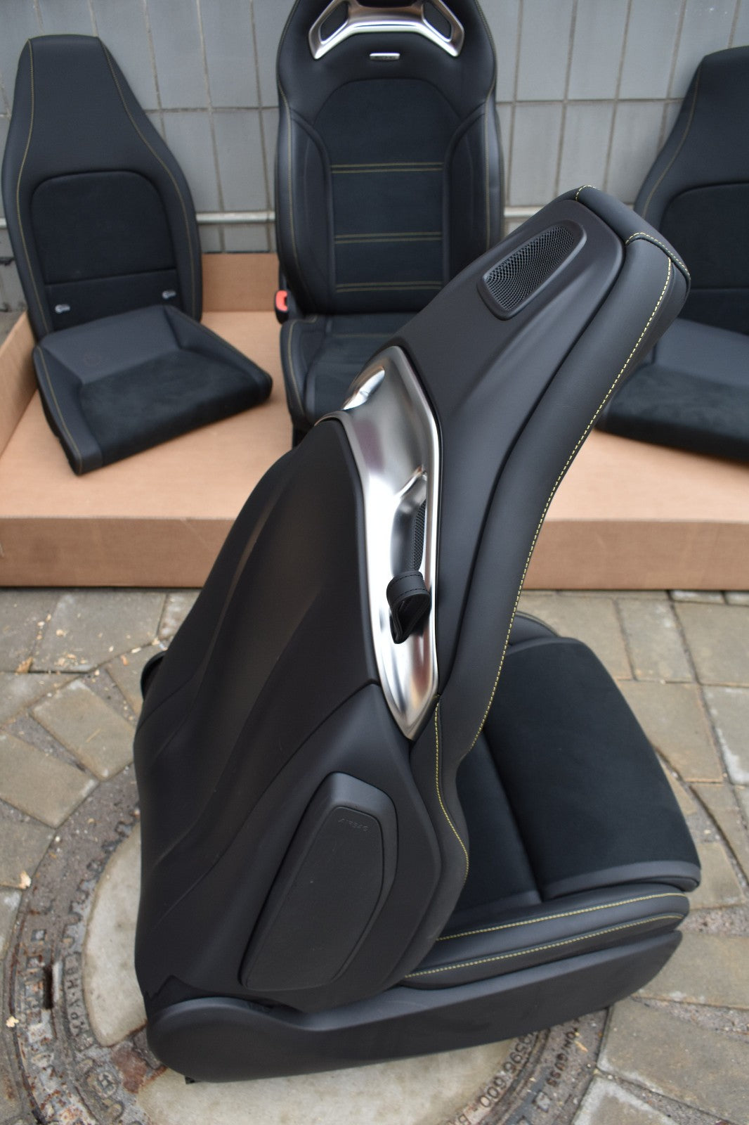 Mercedes AMG Performance Sitze SL R232 OEM Seats Alcantara SL63 Seats Cabrio