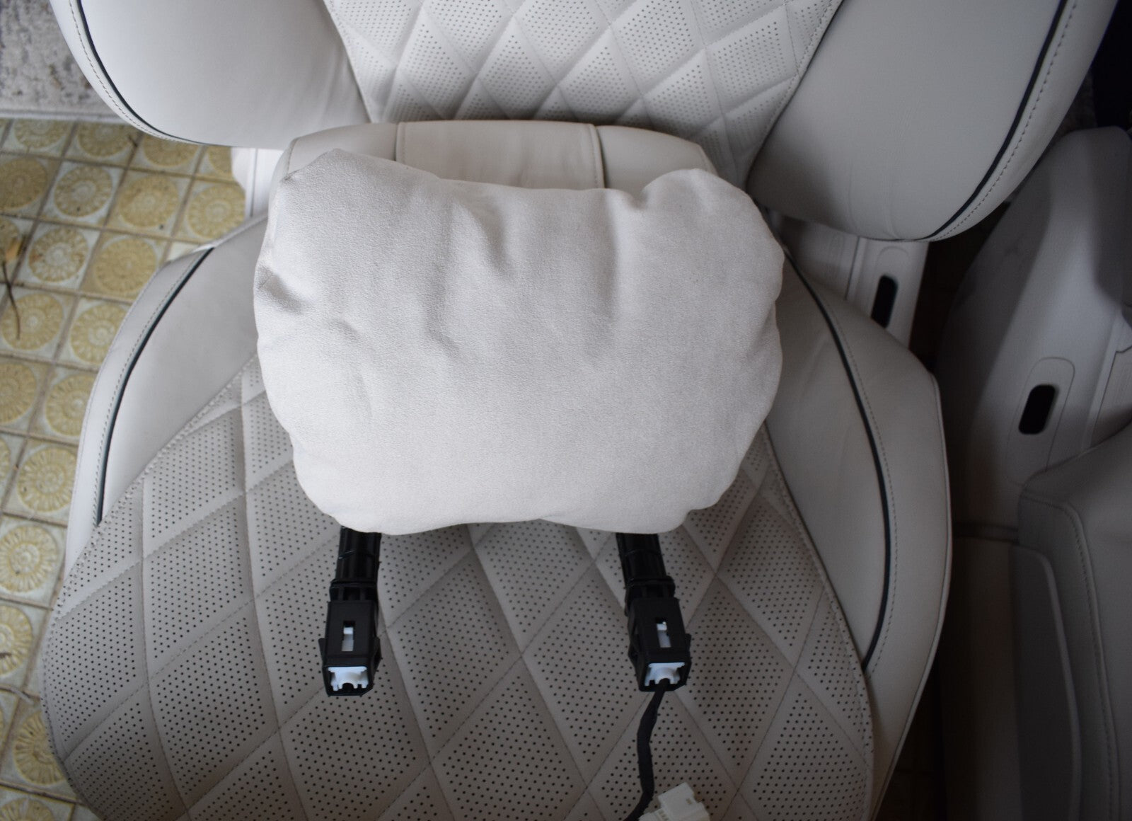 Mercedes w223 S Klasse Sitze vorne hinten Einzelsitze Weiss Innenausstattung