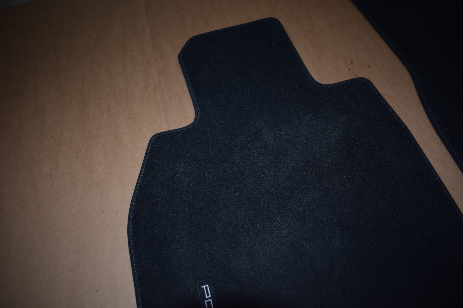 Original Porsche 911 Fußmatten Paar schwarz Teppich
