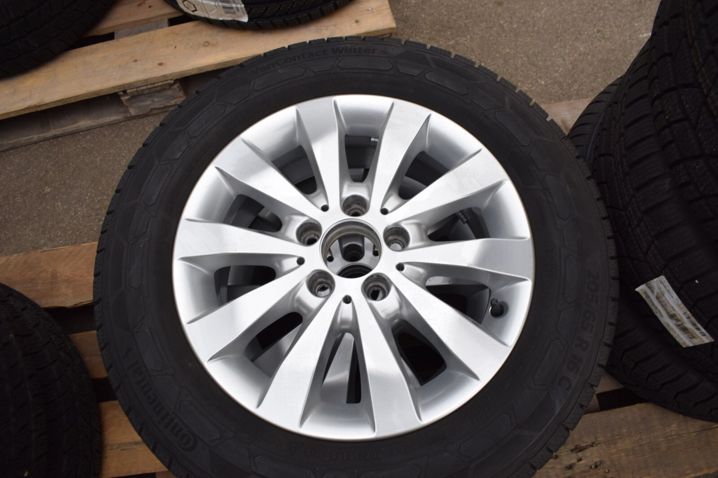 Original Mercedes Winterreifen w447 Vito 205 65 16C 107/105 T 103T Winterräder