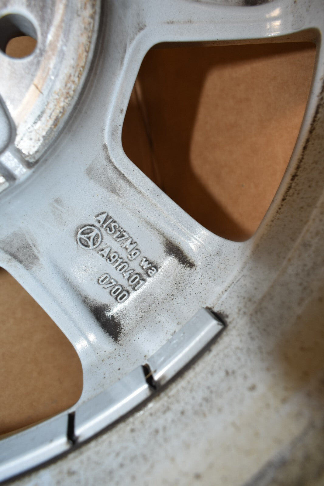 1x Original Mercedes Alufelge w910 a9104010700 6,5Jx16 ET62