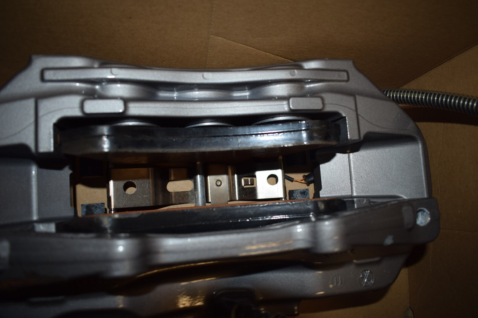 Original Mercedes w218 w212 E Klasse CLS AMG 63 Bremsen Bremsanlage Sattel Set