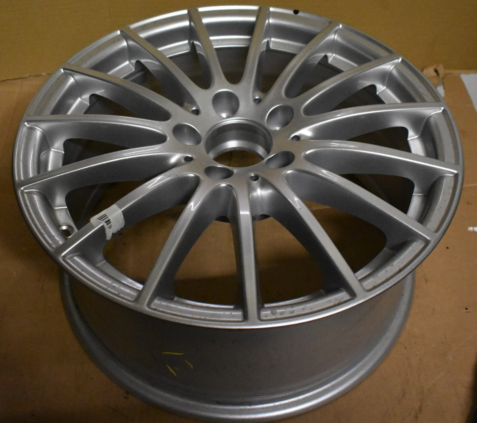 1x Original Mercedes w222 Alufelge a2224010002 8Jx17 ET41