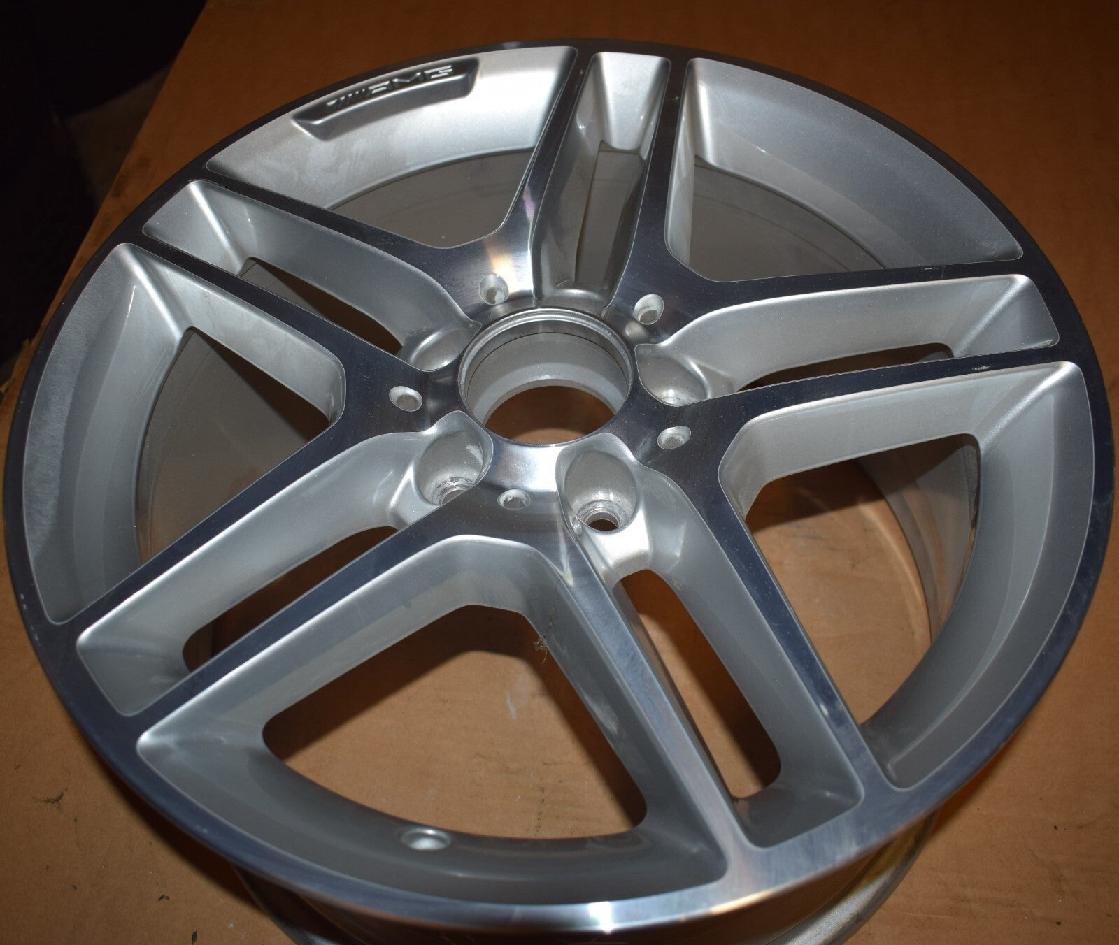 1x Original Mercedes w204 C Klasse Alufelge 17 Zoll a2044012400 8,5Jx17 Et58