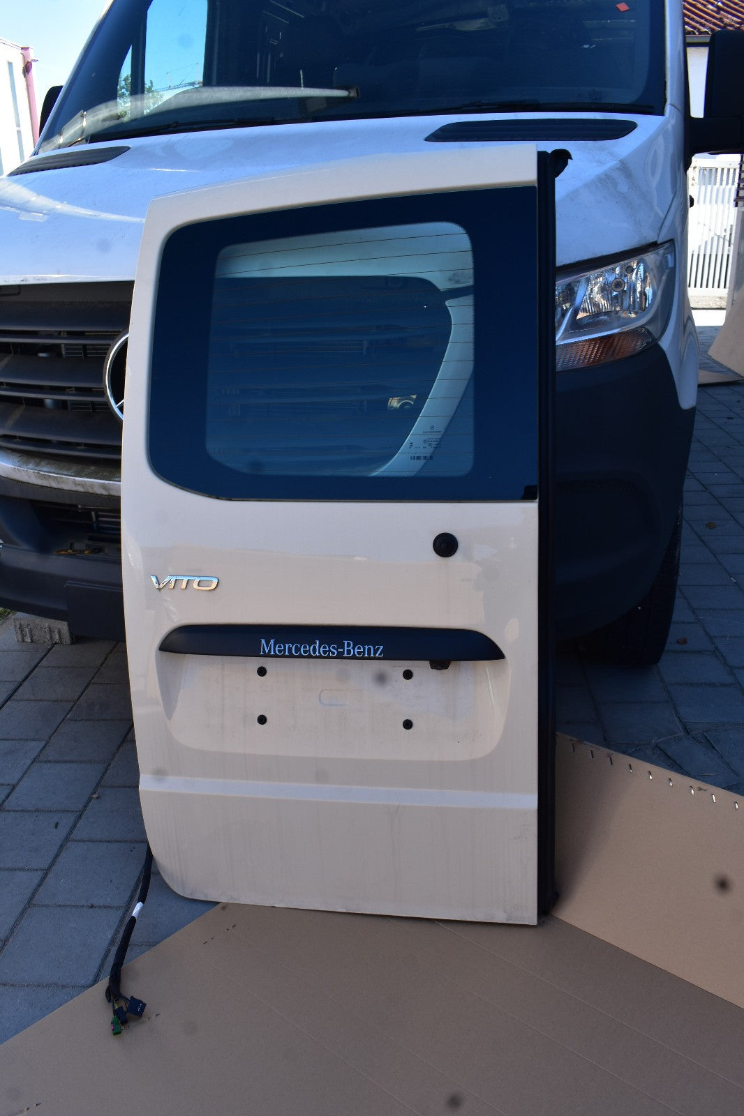Original Mercedes W447 Hecktür Flügeltür links Vito Kamera Tür beige