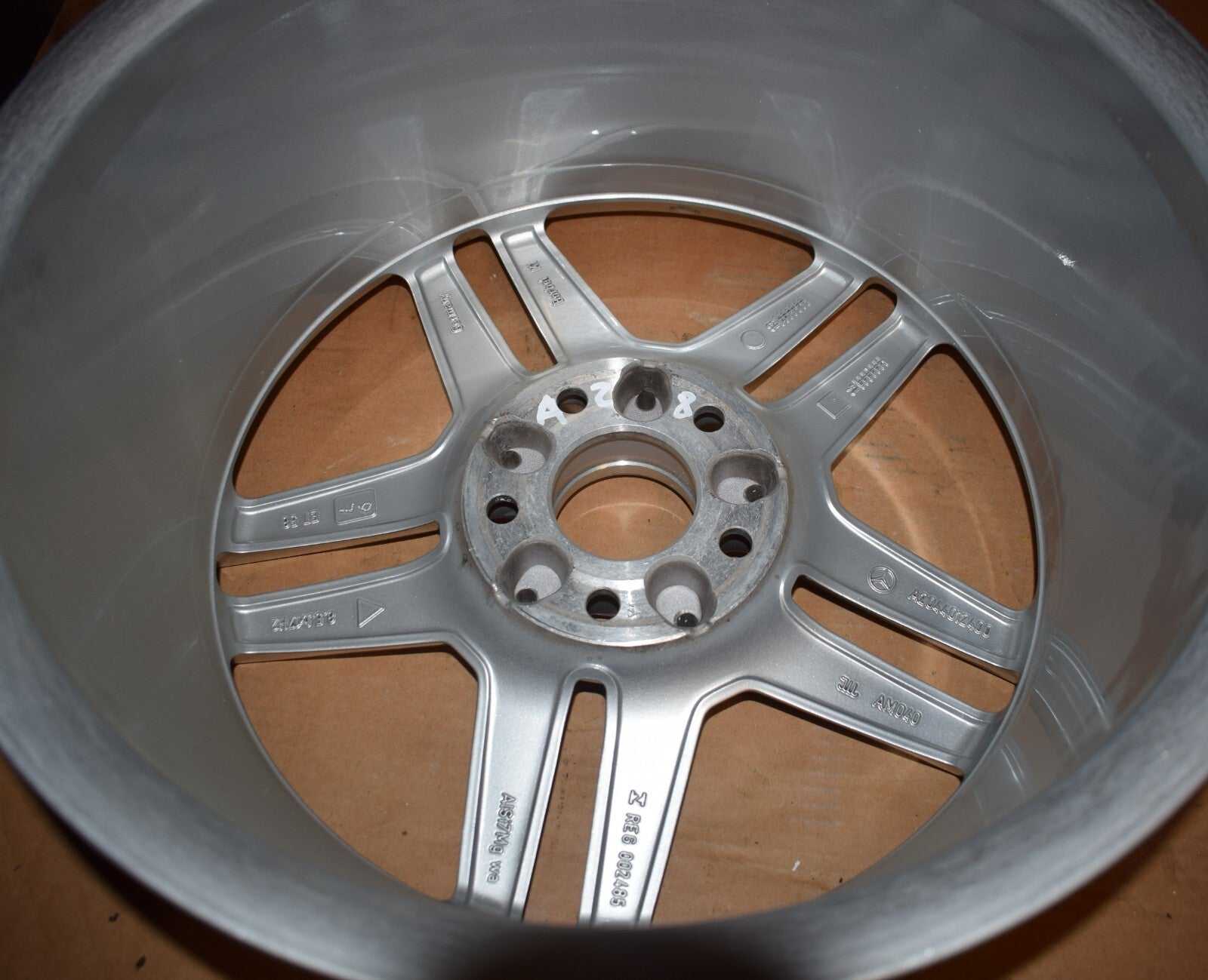 1x Original Mercedes w204 C Klasse Alufelge 17 Zoll a2044012400 8,5Jx17 Et58
