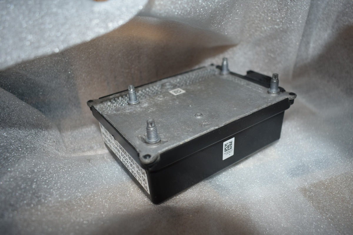 Original Mercedes Radarsensor A0009001604 W207 w212