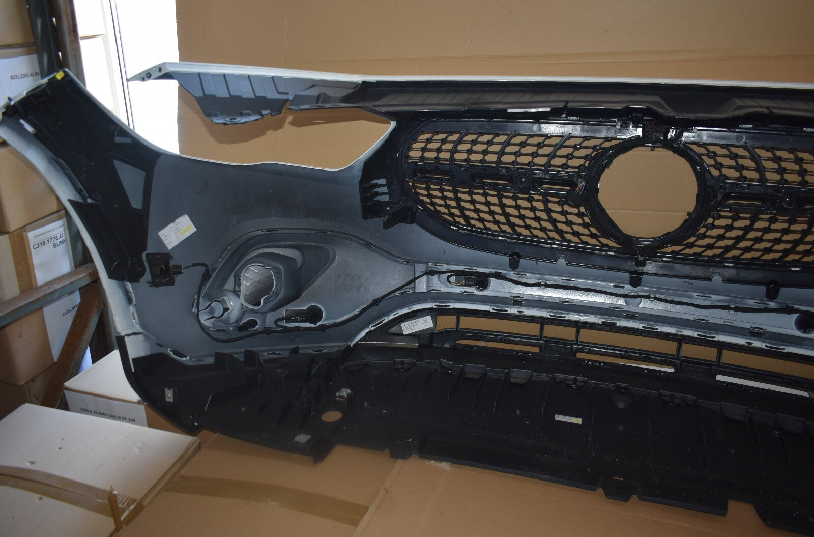 Original Mercedes H247 Stoßstange vorne GLA Bumper Stoßfänger