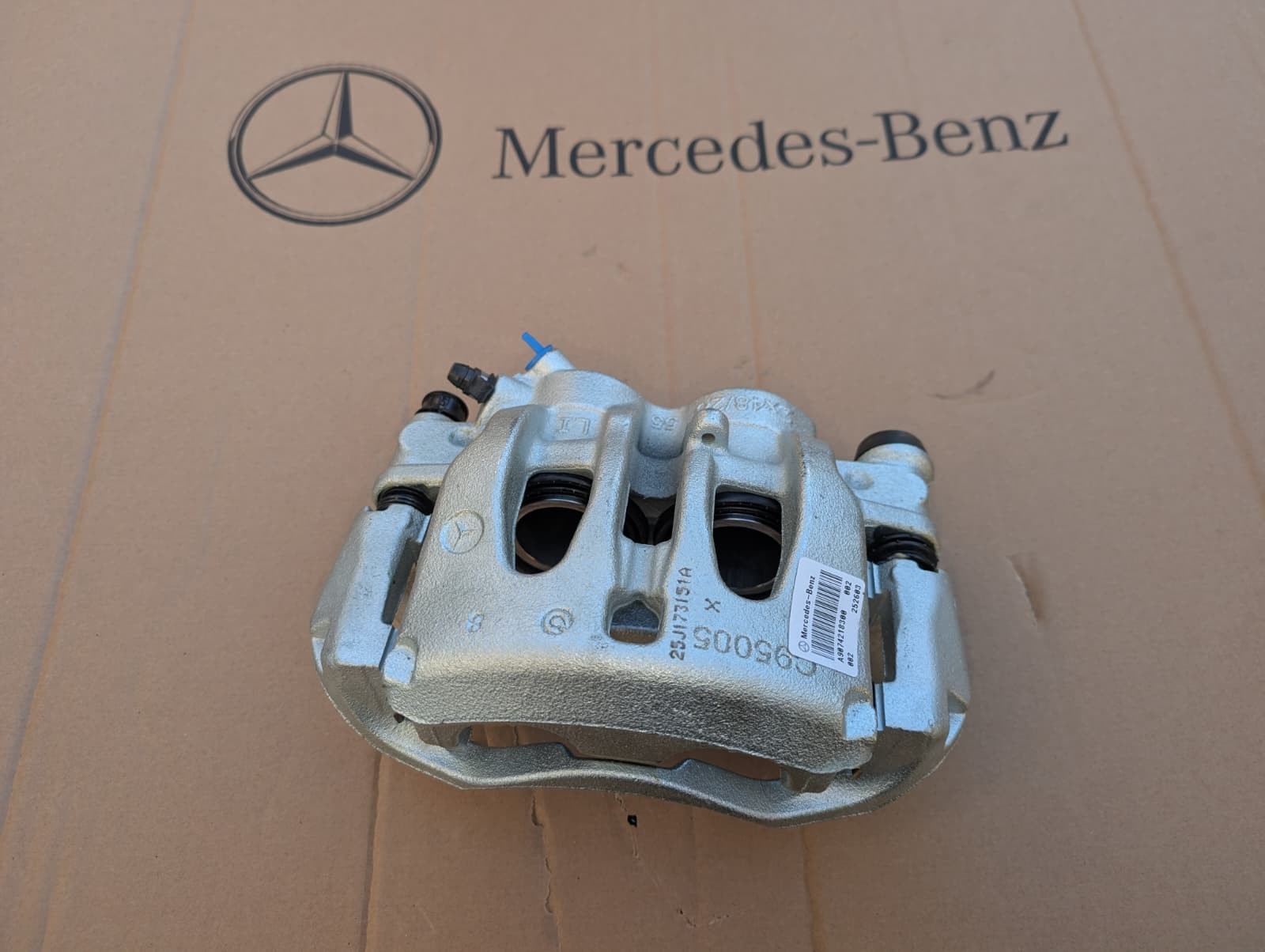 Original Mercedes Sprinter w907 Bremse Bremssattel links a9074218300 NEU