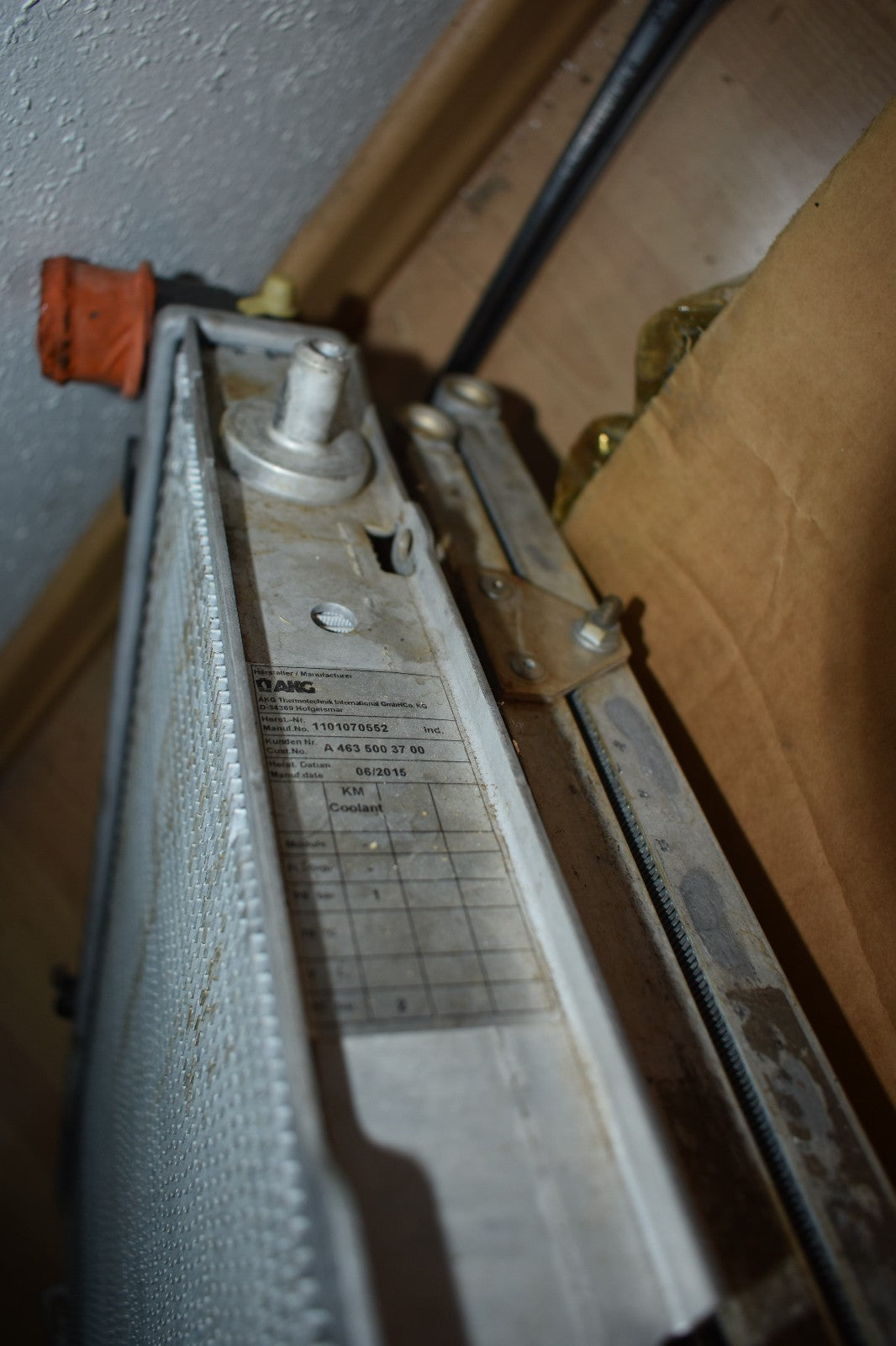 Original Mercedes w463 G Klasse Kühlmittelkühler Kühler a4635003700