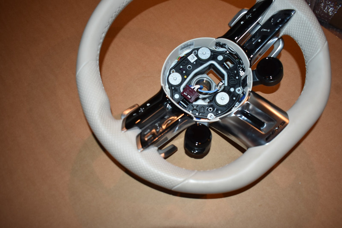 Original Mercedes AMG Performance Lenkrad steering wheel w213 w223