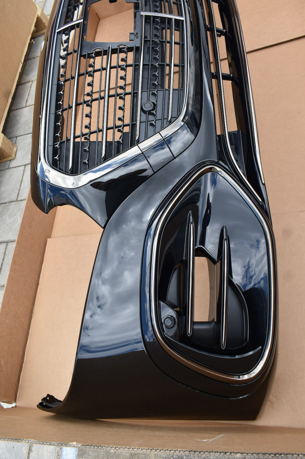 Original Mercedes w223 S Klasse AMG Line Stoßstange vorne night Facelift Mopf