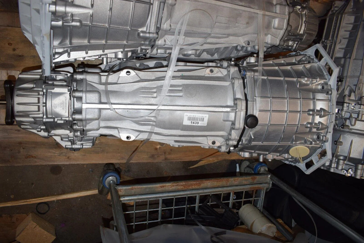 Original Mercedes Getriebe w213 E Klasse 220d Automatikgetriebe a2542704800 A725