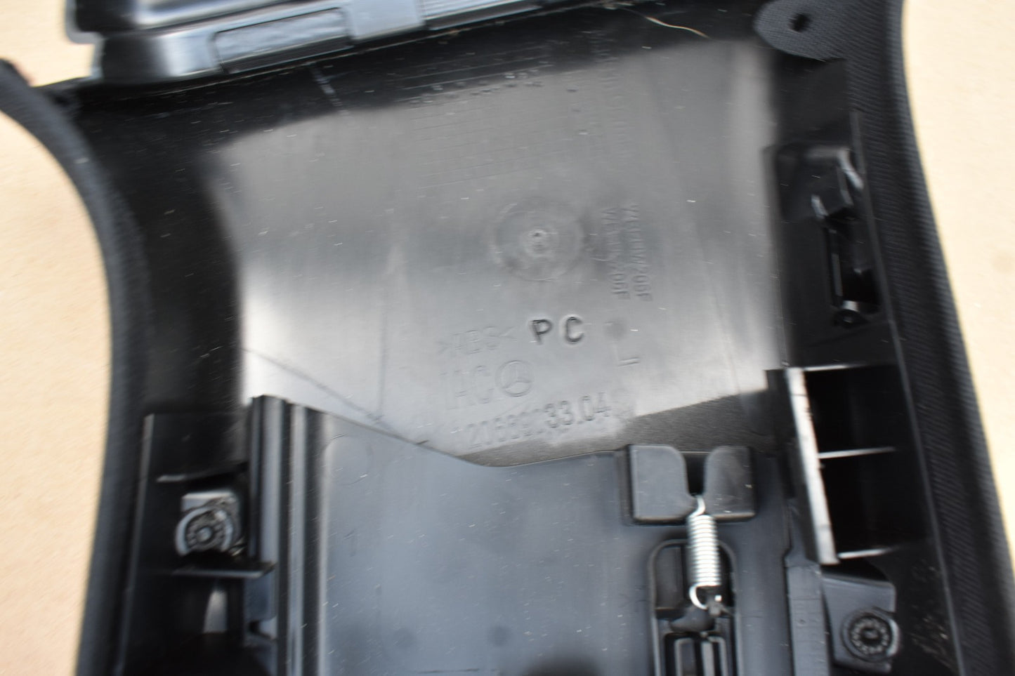 Original Mercedes W206 B Säulfe Verkleidung Paar Schwarz A2066903304