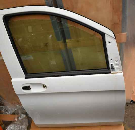 Original Mercedes w447 Beifahrer Tür vorne rechts weiss A4477206700 V Klasse