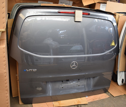 Original Mercedes Vito w447 Heckklappe Kastenwagen Transporter