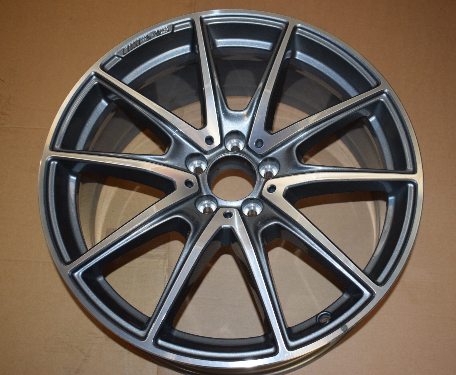Original Mercedes AMG w222 S Klasse Alufelge a2224014000 vorne