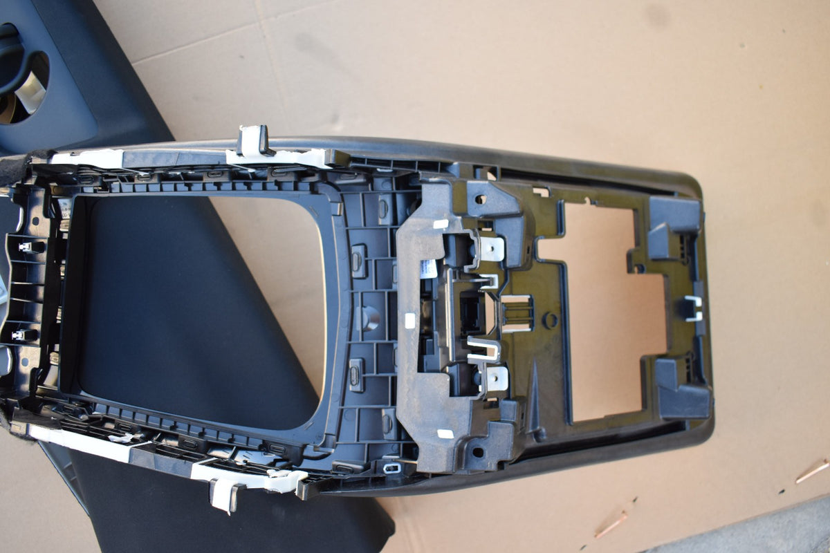 Original Mercedes GLC Coupe Mittelkonsole a2546806700 Rahmen Tasten