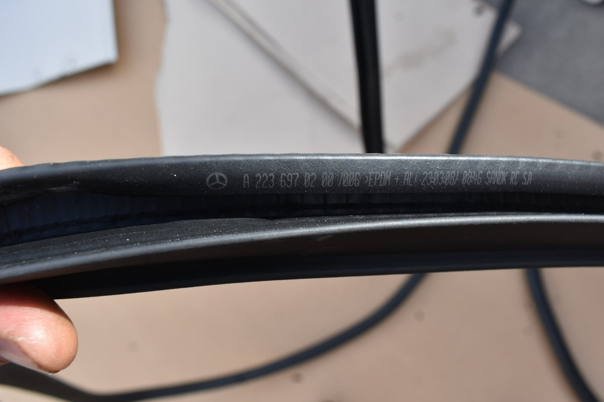Original Mercedes w223 S Klasse Langversion Türgummi Türdichtung a2236970100 VL