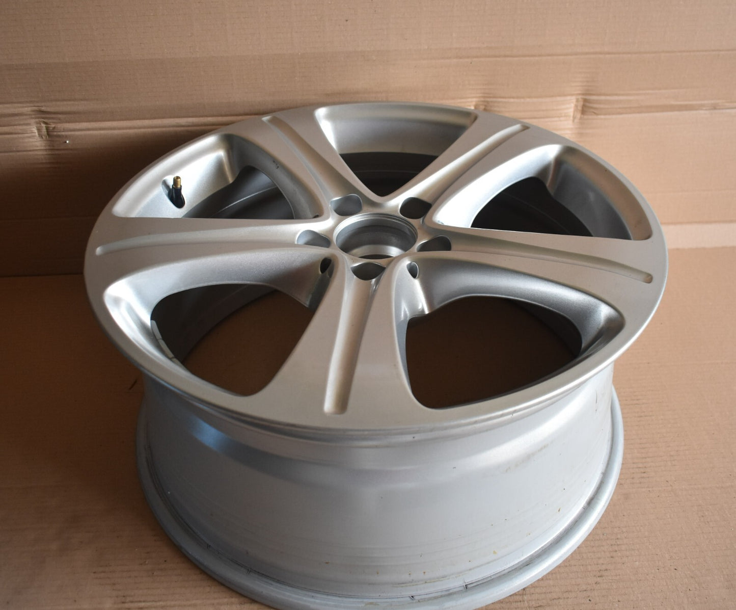 1x Original Mercedes Alufelge E Klasse w213 a2134011400 8 x 18 ET43