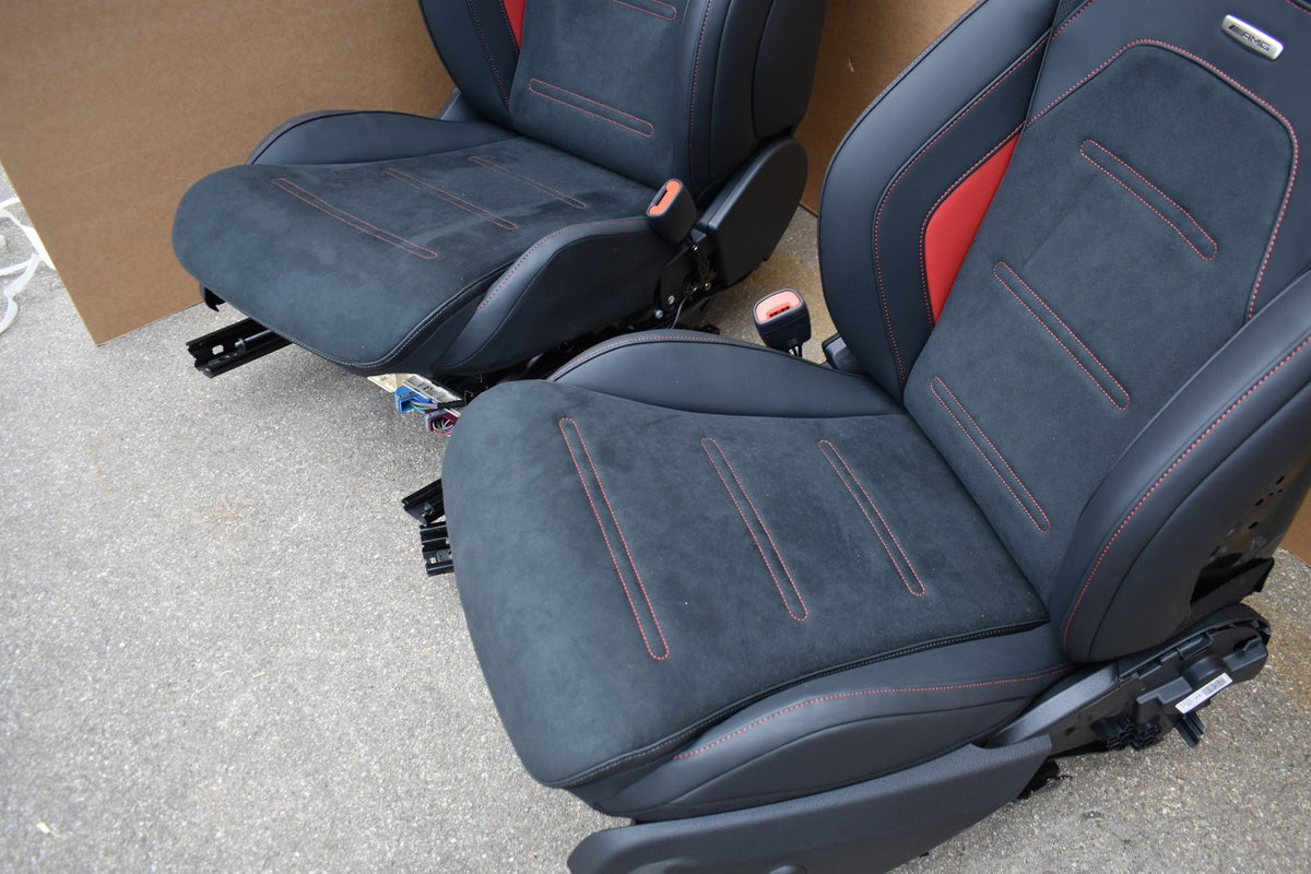 Mercedes wS214 W214 E Klasse T Modell Amg Sitze vorne Ledersitze Massage rot
