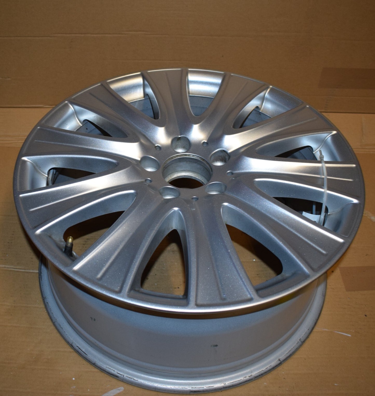 1x Original Mercedes w222 S Klasse Alufelge A2224010902 8Jx18 ET41