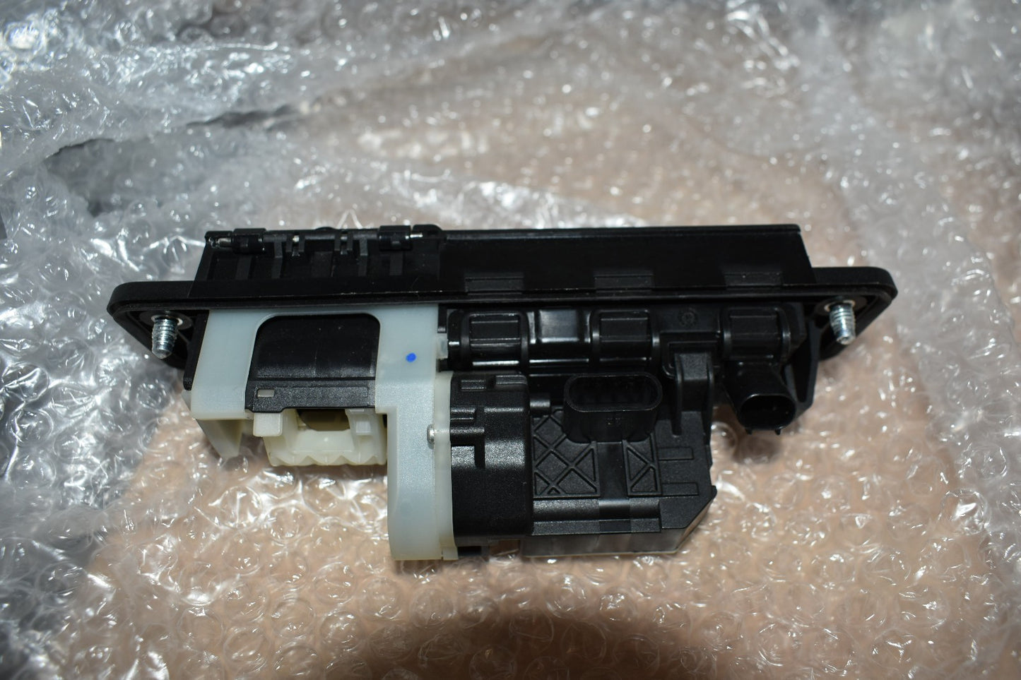 Original Mercedes Griff Heckklappe a0997501600 w222 w213 w205
