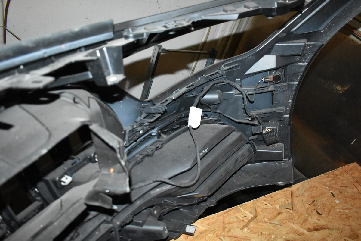 Original Mercedes GT 4 Türer X290 AMG 53 Stoßstange vorne Stoßfänger