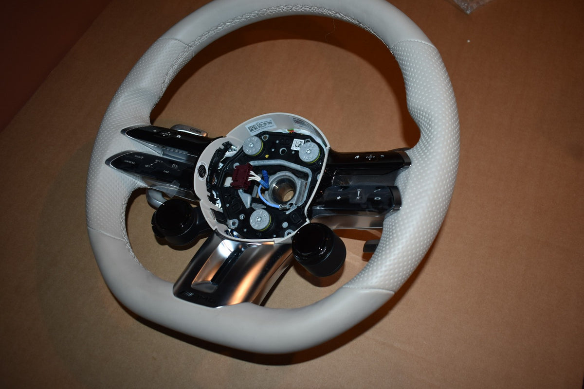 Original Mercedes AMG Performance Lenkrad steering wheel w213 w223