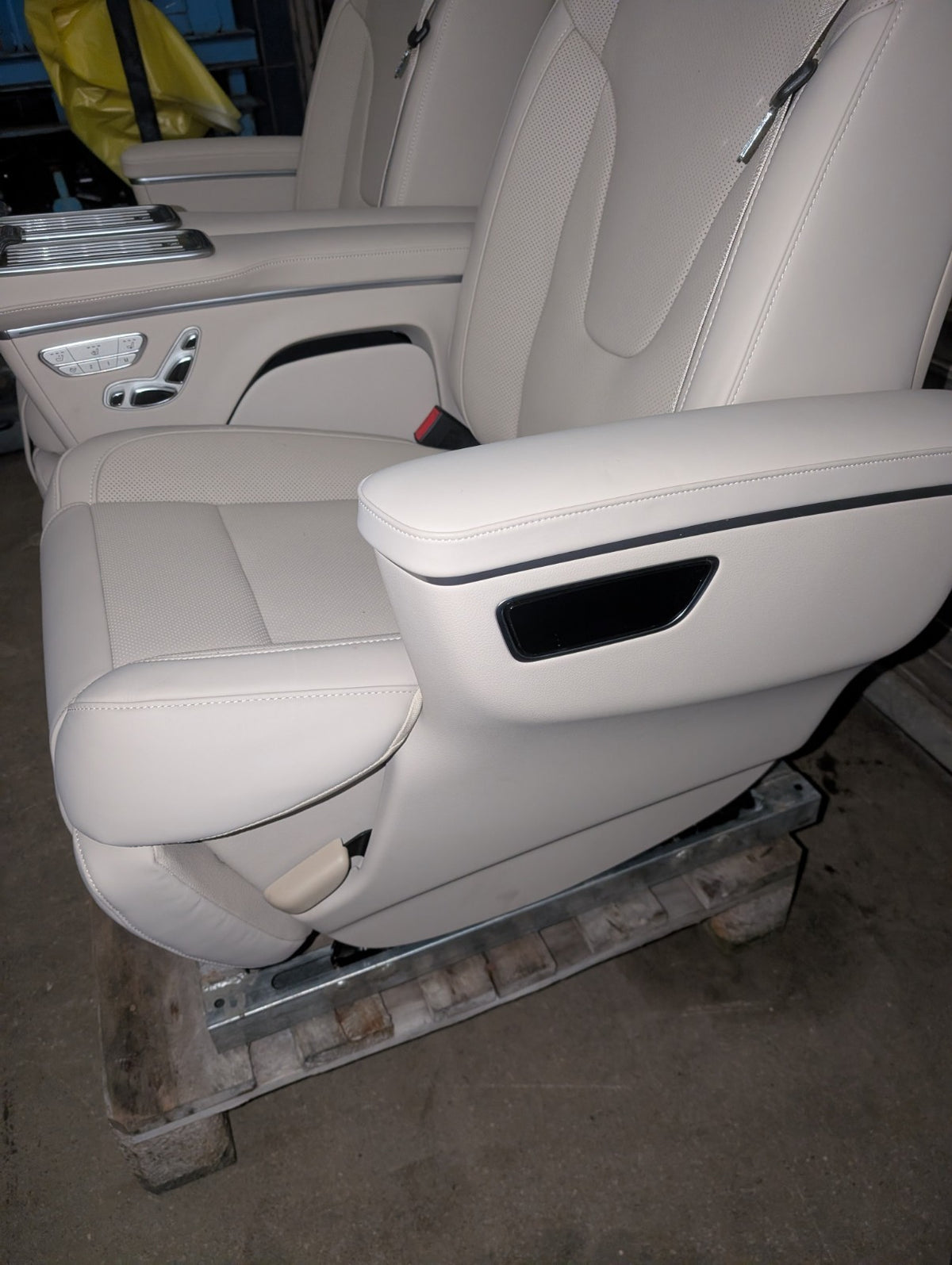 2x Original Mercedes w447 Luxus Sitze V Klasse Nappa neu Nachrüstung 2025 VIP