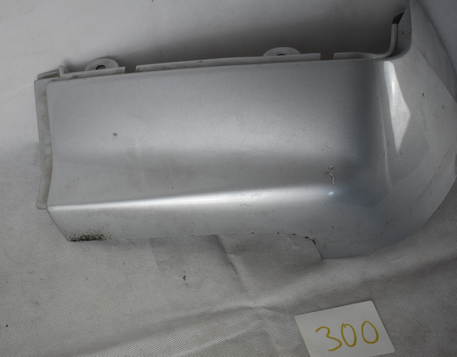 Original Mercedes G Klasse w463 Kotflügel Abdeckung links a4638840231