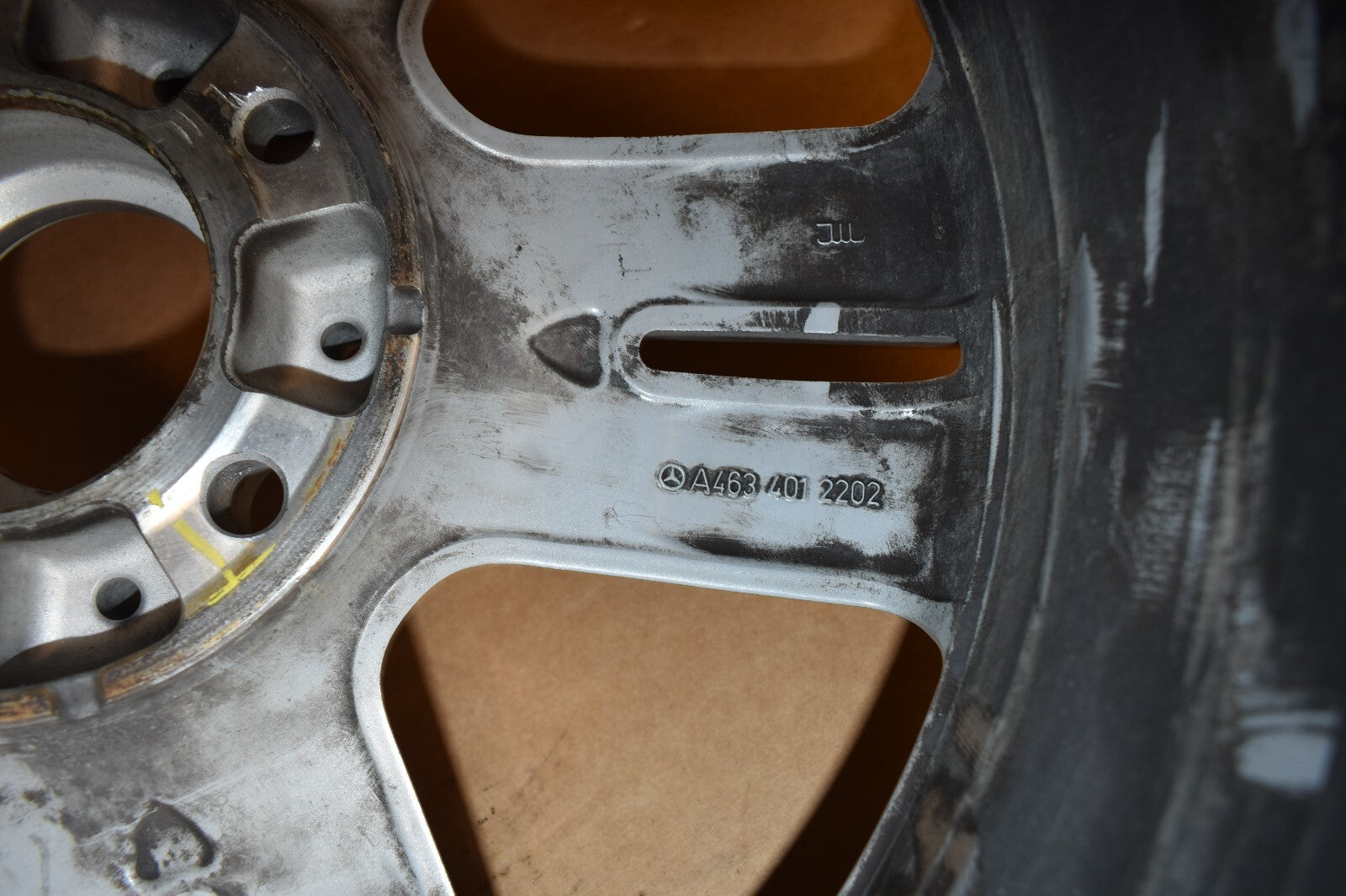 1x Original Mercedes w463 G Klasse Alufelge A4634012202 7,5Jx18 ET63 Felge